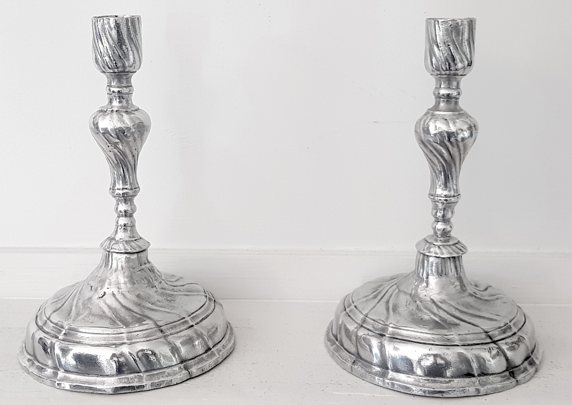 restauration bougeoirs du 18e siecle en étain-après
